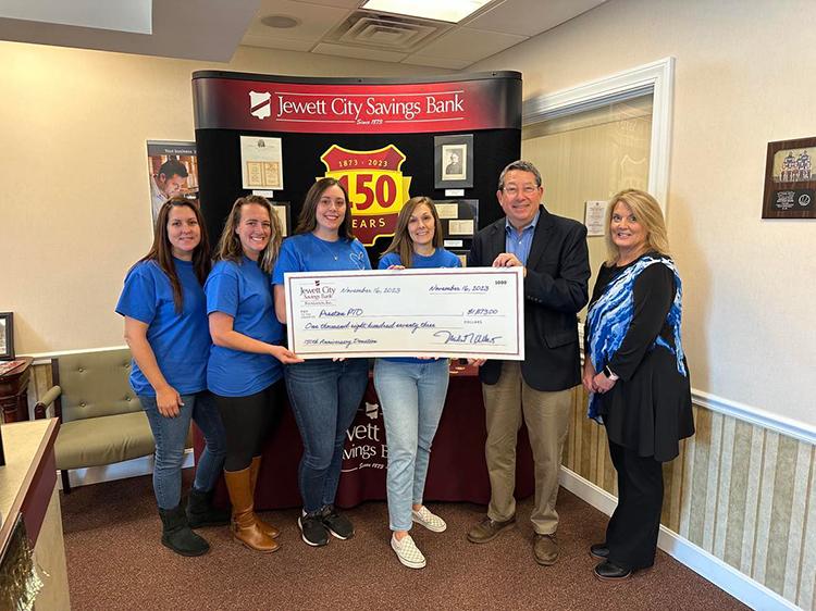 Jewett City Savings Bank Foundation Announces Grant to Preston PTO